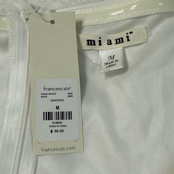 NWT Miami Francesca’s White Satin Tiered Puff Sleeve Romper - Picture 15 of 16